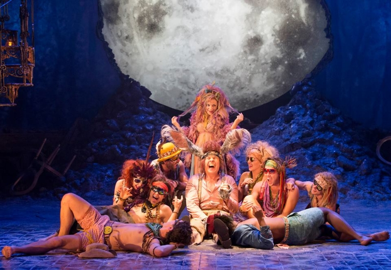 A Midsummer Night\'s Dream - Noel Coward Theatre A Midsummer Night\'s Dream - Noel Coward Theatre