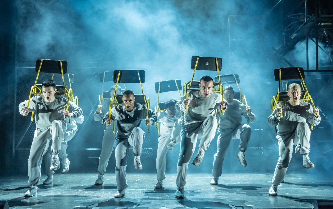 An Officer and a Gentleman - 2024 UK Tour An Officer and a Gentleman - 2024 UK Tour