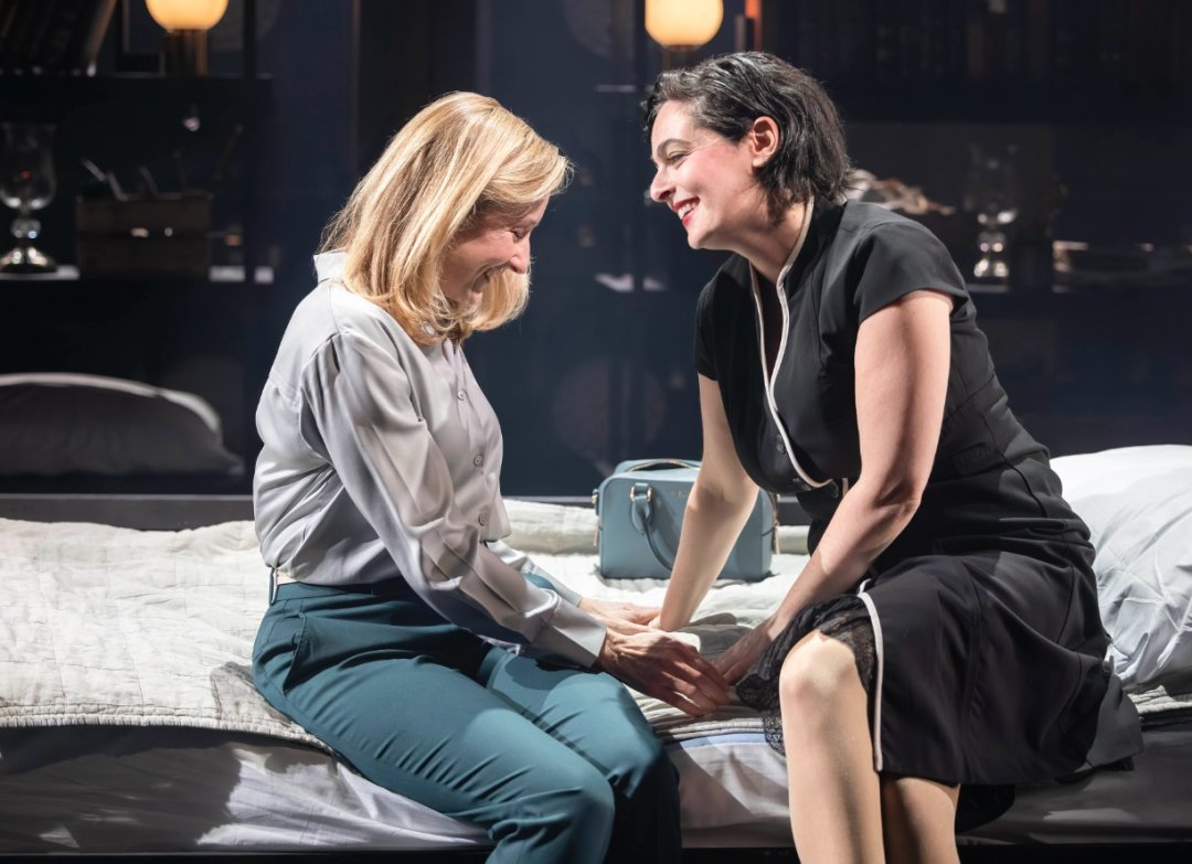 Beautiful-Little-Fool.-L-R-Lauren-Ward-as-Scottie-and-Hannah-Corneau-as-Zelda-C-Pamela-Raith Beautiful-Little-Fool.-L-R-Lauren-Ward-as-Scottie-and-Hannah-Corneau-as-Zelda-C-Pamela-Raith