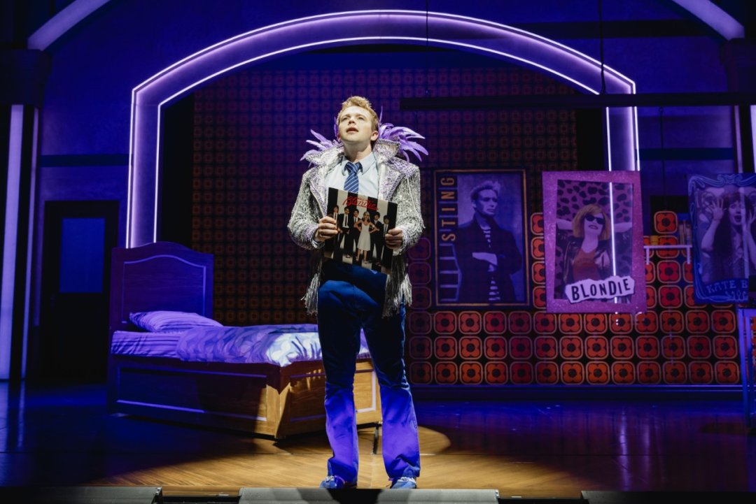 Becoming Nancy - Birmingham Rep Becoming Nancy - Birmingham Rep