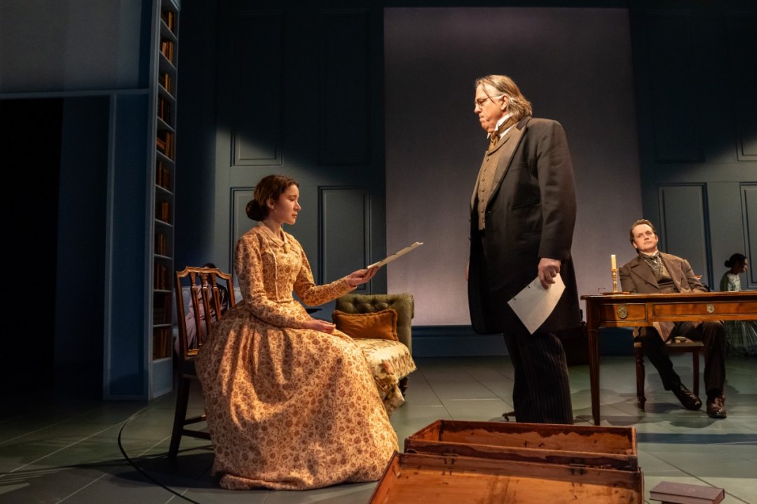 Bird-Grove-Elizabeth-Dulau-Mary-Ann-Evans-James-Staddon-Hugo-Baring-Jolyon-Coy-Isaac-Evans-in-Bird-Grove_credit-Johan-Persson Bird-Grove-Elizabeth-Dulau-Mary-Ann-Evans-James-Staddon-Hugo-Baring-Jolyon-Coy-Isaac-Evans-in-Bird-Grove_credit-Johan-Persson