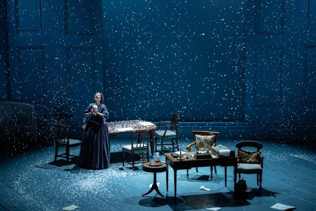 Elizabeth-Dulau-Mary-Ann-Evans-in-Bird-Grove_credit-Johan-Persson_4 Elizabeth-Dulau-Mary-Ann-Evans-in-Bird-Grove_credit-Johan-Persson_4