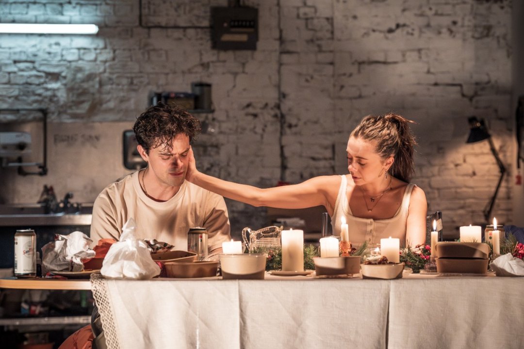 Christmas-Day-Almeida-Theatre.-Jacob-Fortune-Lloyd-Bel-Powley.-Photo-Marc-Brenner Christmas-Day-Almeida-Theatre.-Jacob-Fortune-Lloyd-Bel-Powley.-Photo-Marc-Brenner