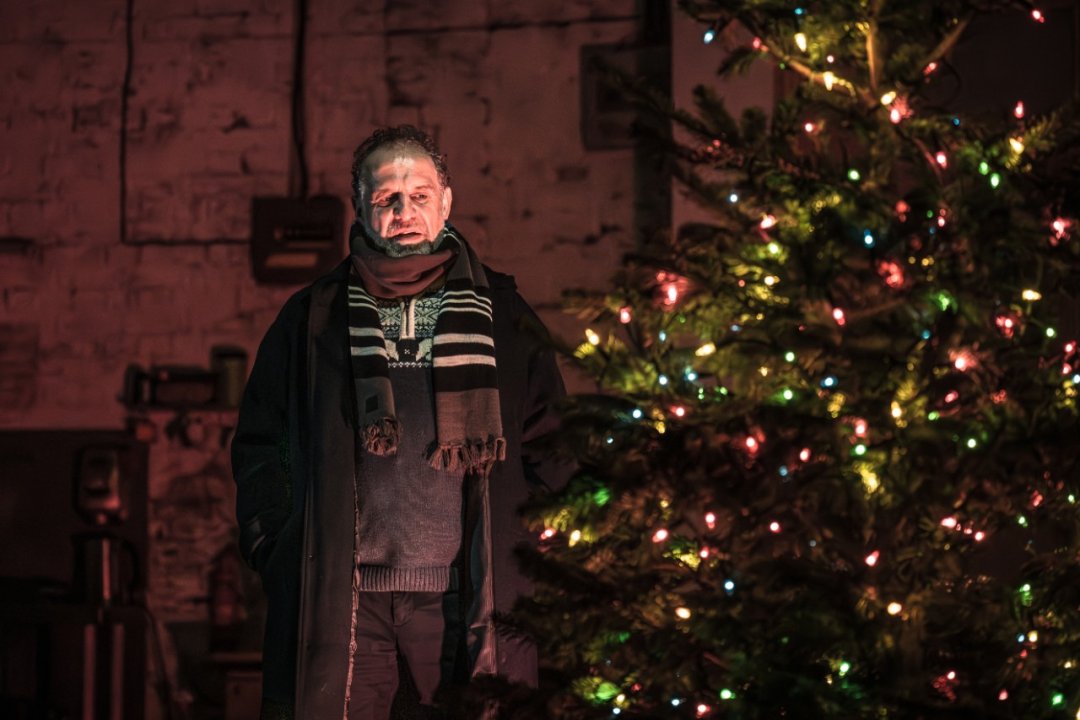 Christmas-Day-Almeida-Theatre.-Nigel-Lindsay.-Photo-Marc-Brenner Christmas-Day-Almeida-Theatre.-Nigel-Lindsay.-Photo-Marc-Brenner