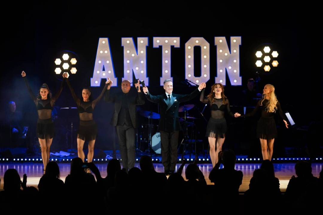 Christmas with Anton Du Beke (2023) Christmas with Anton Du Beke (2023)