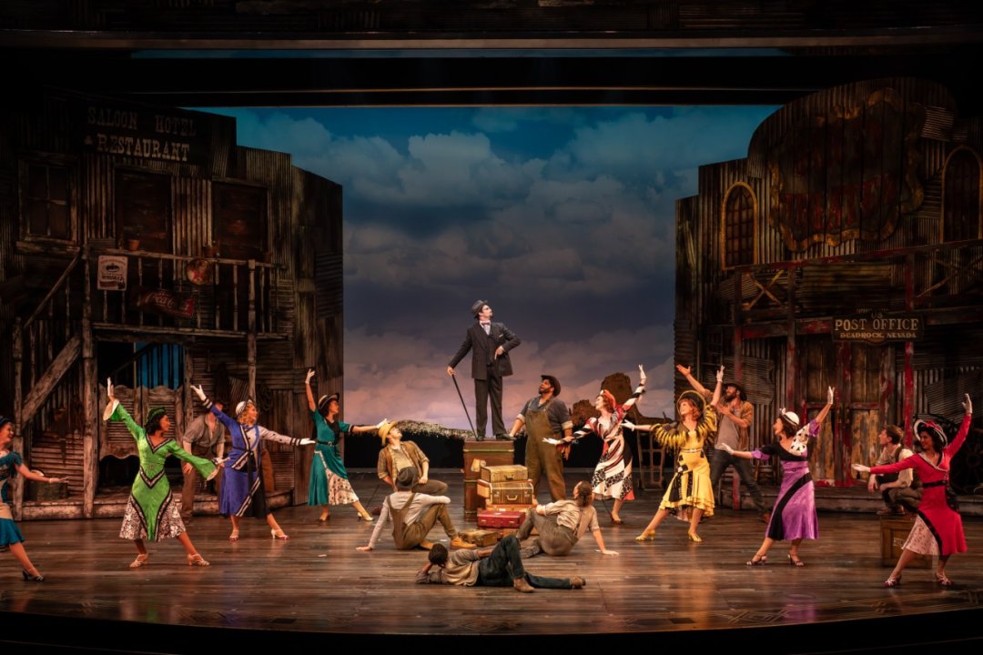 13-Crazy-For-You-at-the-Gillian-Lynne-Theatre.-London-cast.-Photo-credit-Johan-Persson 13-Crazy-For-You-at-the-Gillian-Lynne-Theatre.-London-cast.-Photo-credit-Johan-Persson