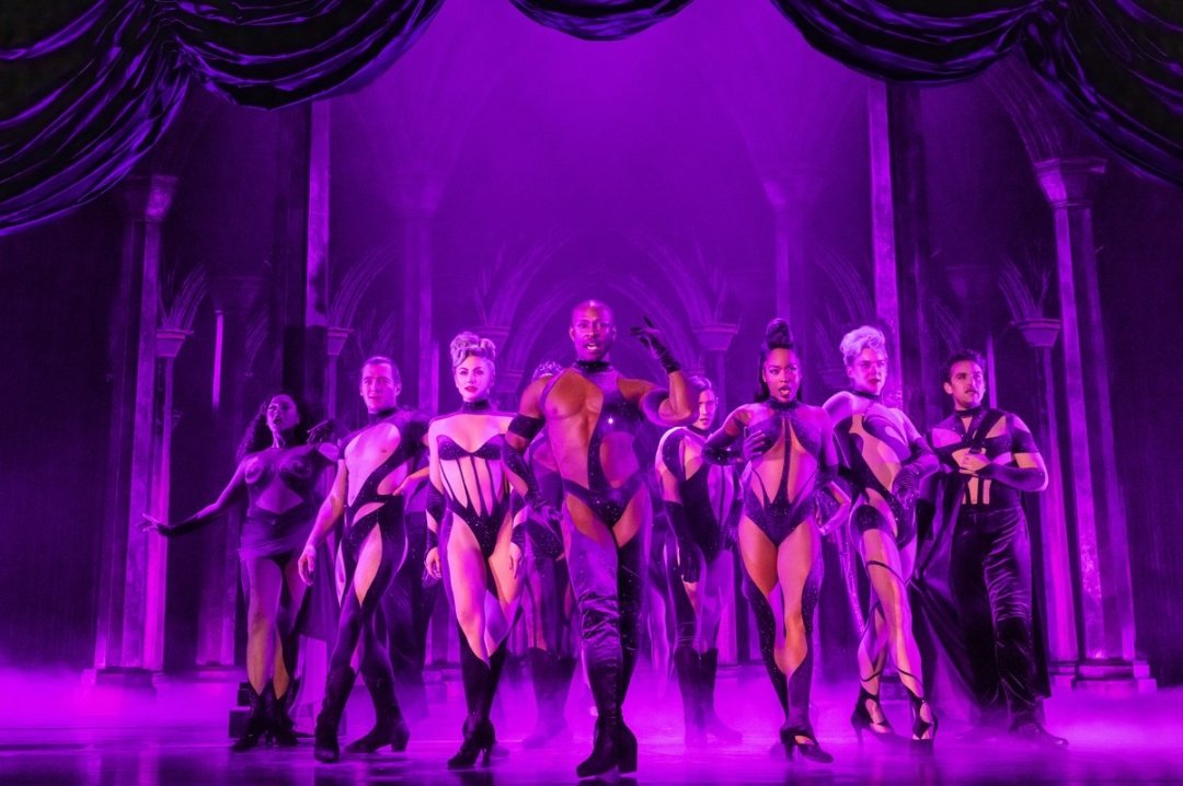 Death Becomes Her - Broadway Death Becomes Her - Broadway