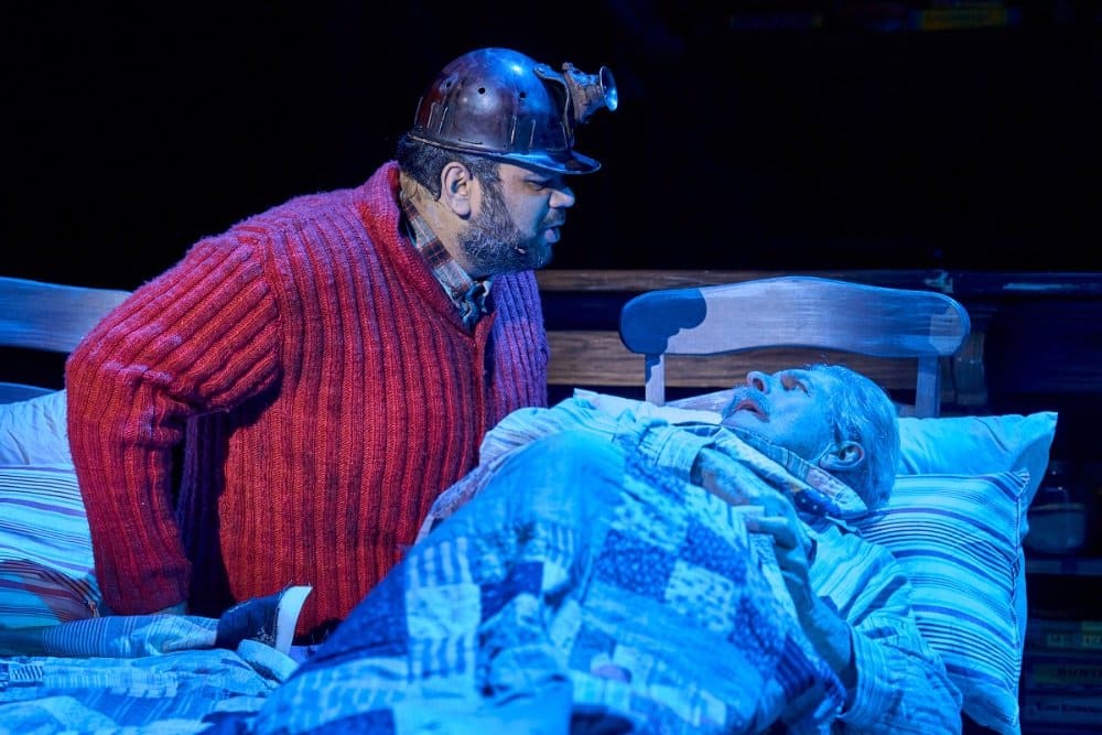 Dolly Partons' Smoky Mountain Christmas Carol. Photo Manuel Harlan. Dolly Partons' Smoky Mountain Christmas Carol. Photo Manuel Harlan.