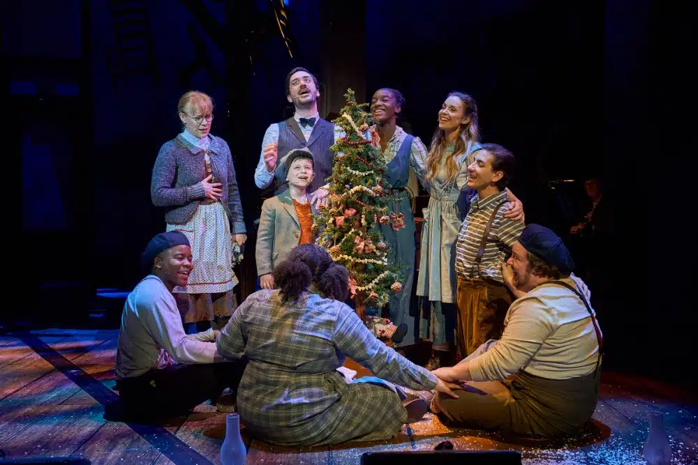 Dolly Partons' Smoky Mountain Christmas Carol. Photo Manuel Harlan. Dolly Partons' Smoky Mountain Christmas Carol. Photo Manuel Harlan.