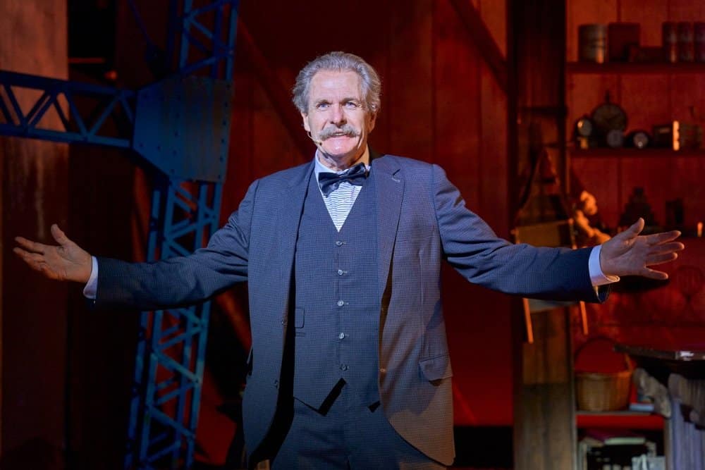 Dolly Partons' Smoky Mountain Christmas Carol. Photo Manuel Harlan. Dolly Partons' Smoky Mountain Christmas Carol. Photo Manuel Harlan.