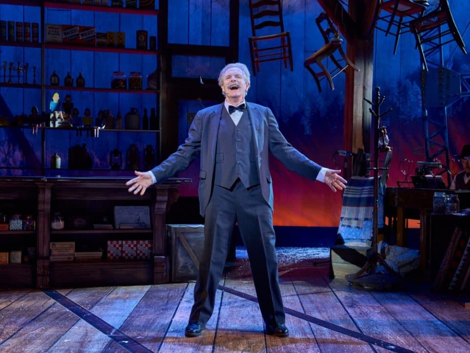 Dolly Partons' Smoky Mountain Christmas Carol. Photo Manuel Harlan. Dolly Partons' Smoky Mountain Christmas Carol. Photo Manuel Harlan.
