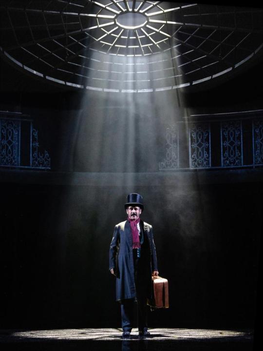 Dr Semmelweis. Photo by Simon Annand Dr Semmelweis. Photo by Simon Annand