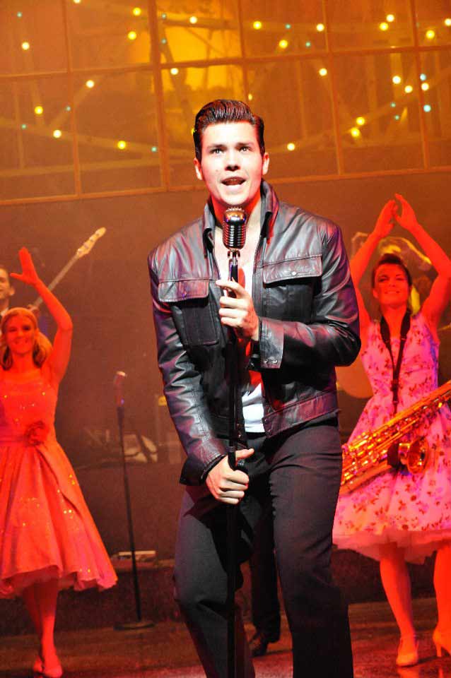 Dreamboats and Petticoats at the Wyndham’s Theatre Dreamboats and Petticoats at the Wyndham’s Theatre