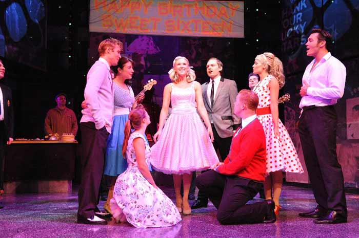Dreamboats and Petticoats at the Wyndham’s Theatre Dreamboats and Petticoats at the Wyndham’s Theatre