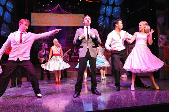Dreamboats and Petticoats at the Wyndham’s Theatre Dreamboats and Petticoats at the Wyndham’s Theatre