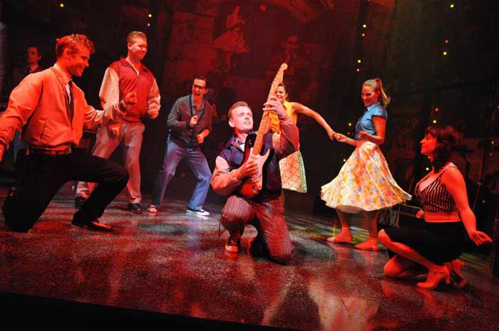 Dreamboats and Petticoats at the Wyndham’s Theatre Dreamboats and Petticoats at the Wyndham’s Theatre