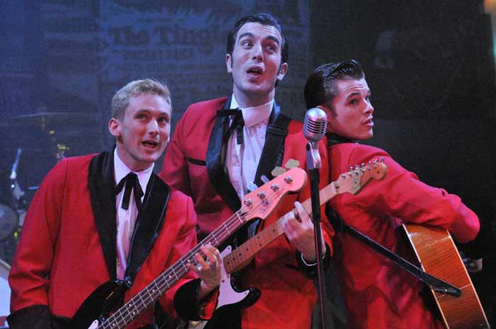 Dreamboats and Petticoats at the Wyndham’s Theatre Dreamboats and Petticoats at the Wyndham’s Theatre