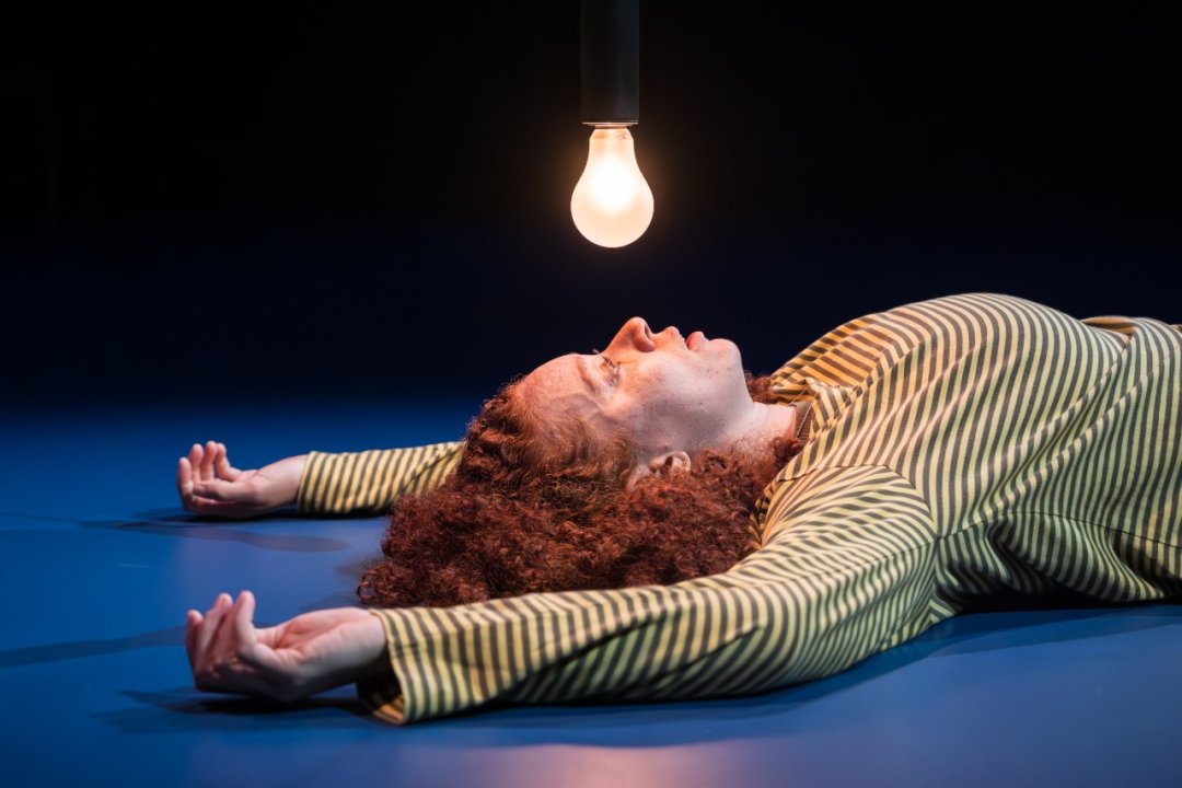 Erin-Kellyman-in-EVENING-ALL-AFTERNOON-Donmar-Warehouse-photo-by-Marc-Brenner__ Erin-Kellyman-in-EVENING-ALL-AFTERNOON-Donmar-Warehouse-photo-by-Marc-Brenner__
