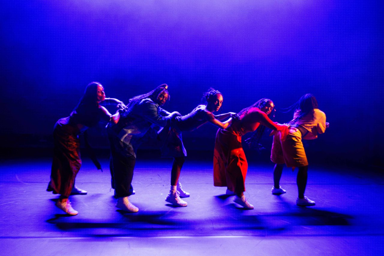 L-R-Ibilola-Rossi-Nadine-Higgin-Alex-Thomas-Smith-Cherrelle-Skeete-and-Tatenda-Naomi-Matsvai-in-for-colored-girls.-at-The-Yard-Theatre-credit-Camilla-Greenwell L-R-Ibilola-Rossi-Nadine-Higgin-Alex-Thomas-Smith-Cherrelle-Skeete-and-Tatenda-Naomi-Matsvai-in-for-colored-girls.-at-The-Yard-Theatre-credit-Camilla-Greenwell