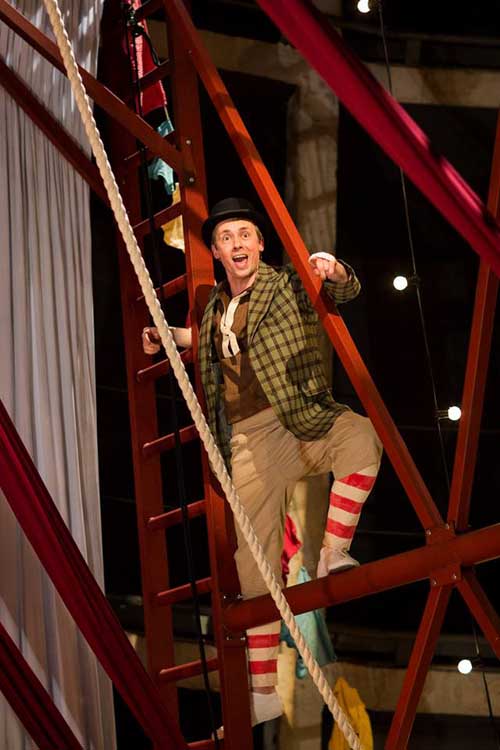 Hetty Feather at the Vaudeville Theatre Hetty Feather at the Vaudeville Theatre