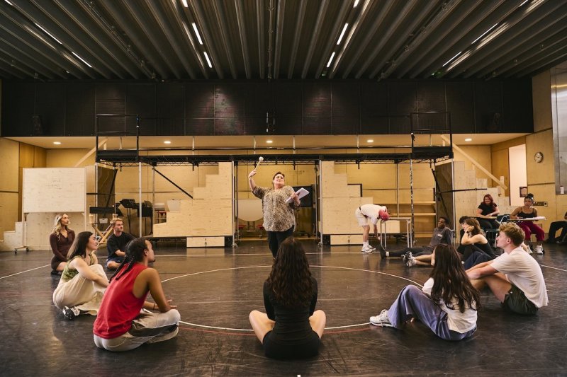 KayCee-Stroh-centre-cast-in-rehearsals-for-Disneys-HIGH-SCHOOL-MUSICAL-credit-Matt-Crockett KayCee-Stroh-centre-cast-in-rehearsals-for-Disneys-HIGH-SCHOOL-MUSICAL-credit-Matt-Crockett