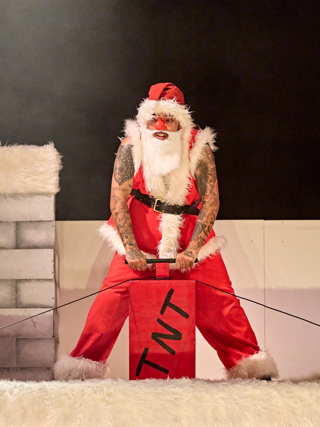 How Does Santa Go Down The Chimney? How Does Santa Go Down The Chimney?