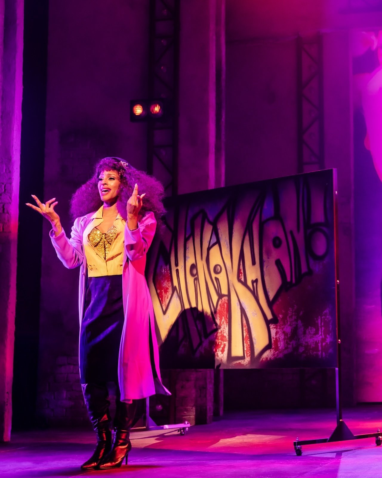 Alexandra-Burke-as-Chaka-Khan-in-IM-EVERY-WOMAN-credit-Danny-Kaan-2 Alexandra-Burke-as-Chaka-Khan-in-IM-EVERY-WOMAN-credit-Danny-Kaan-2