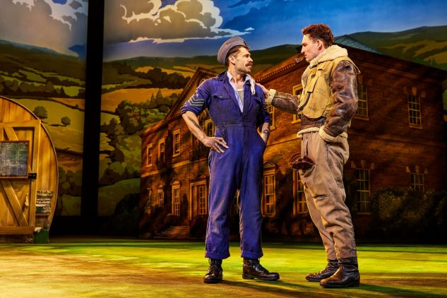 Kelvin-Fletcher-Dudley-Scunthorpe-and-Laurie-Davidson-Jack-Absolute-in-Jack-Absolute-Flies-Again-at-the-National-Theatre_0729.-Photo-by-Brinkhoff-Moegenburg Kelvin-Fletcher-Dudley-Scunthorpe-and-Laurie-Davidson-Jack-Absolute-in-Jack-Absolute-Flies-Again-at-the-National-Theatre_0729.-Photo-by-Brinkhoff-Moegenburg