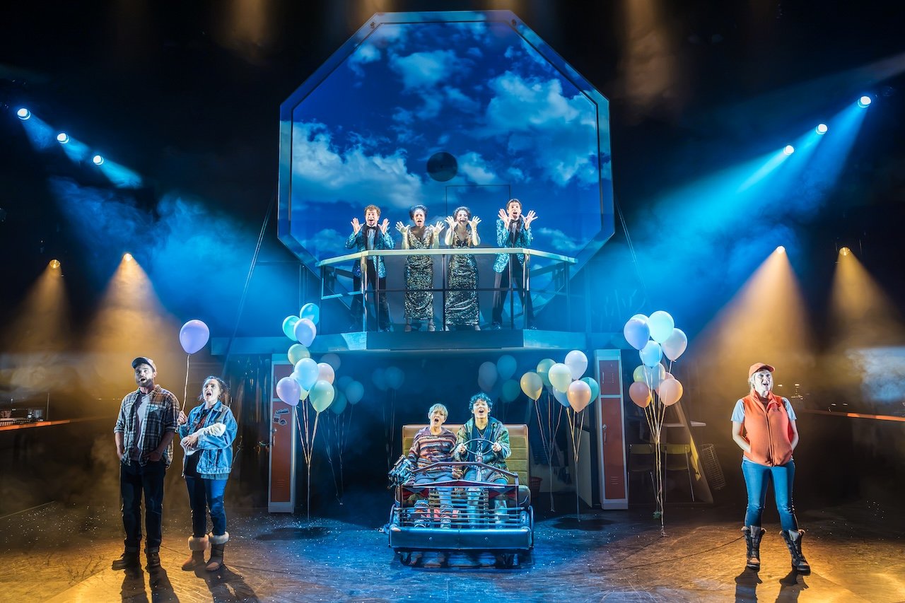 The-Kimberly-Akimbo-company-at-Hampstead-Theatre_credit-Marc-Brenner The-Kimberly-Akimbo-company-at-Hampstead-Theatre_credit-Marc-Brenner