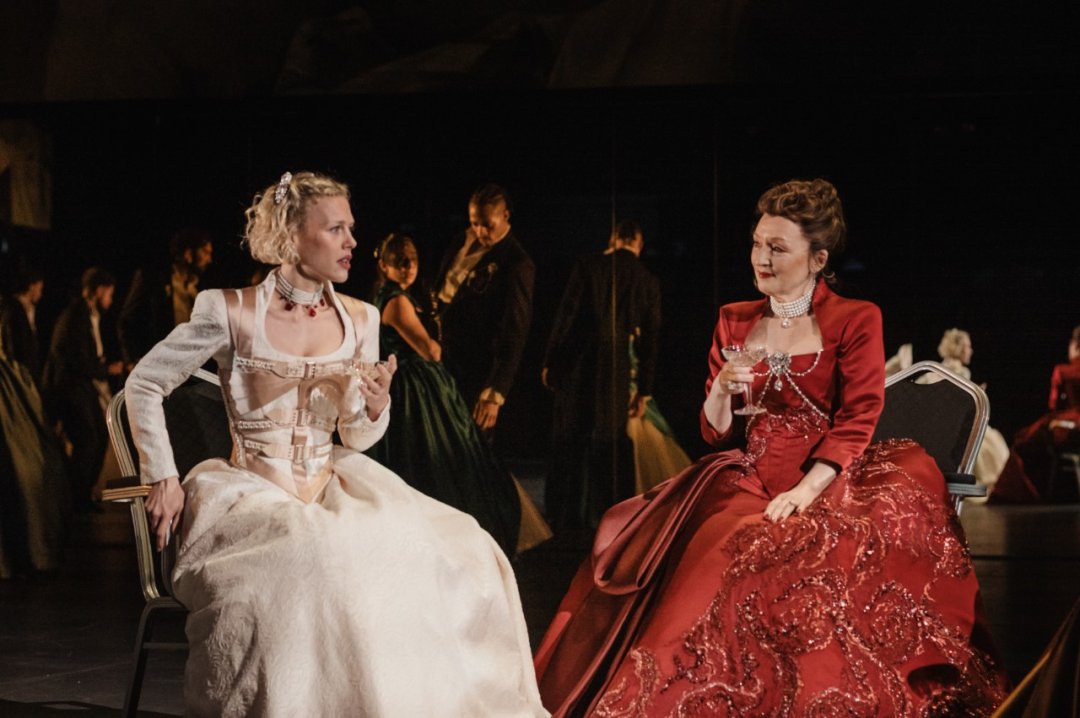 5.-Hannah-van-der-Westhuysen-Cecile-de-Volanges-and-Lesley-Manville-Marquise-de-Merteuil-in-Liaisons-Dangereuses-at-the-National-Theatre.-Photographer-Sarah-Lee 5.-Hannah-van-der-Westhuysen-Cecile-de-Volanges-and-Lesley-Manville-Marquise-de-Merteuil-in-Liaisons-Dangereuses-at-the-National-Theatre.-Photographer-Sarah-Lee