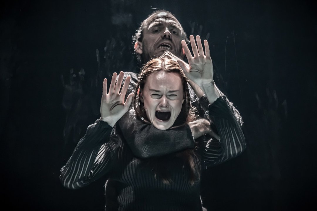 Macbeth - Donmar Warehouse Macbeth - Donmar Warehouse