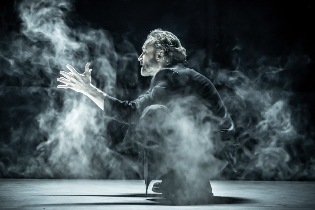 Macbeth - Donmar Warehouse Macbeth - Donmar Warehouse