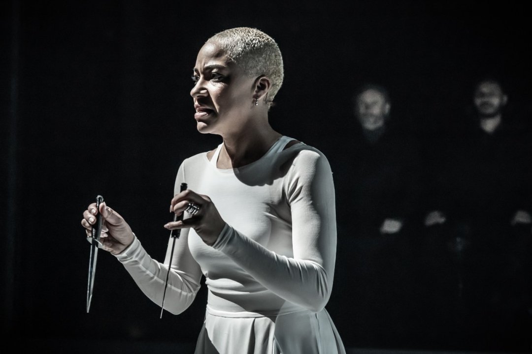 Macbeth - Donmar Warehouse Macbeth - Donmar Warehouse