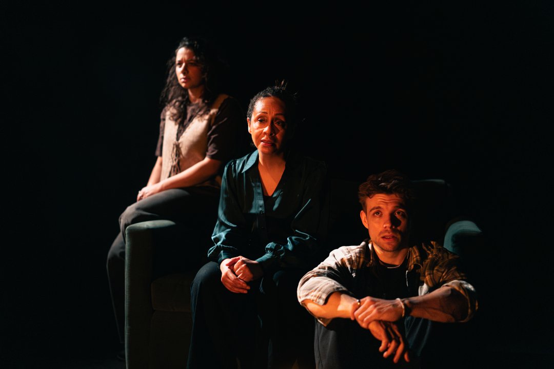 Maggots-l-r-Safiyya-Ingar-Marcia-Lecky-Sam-Baker-Jones-in-Maggots-at-Bush-Theatre.-Photo-credit-Ross-Kernahan.-HR-32 Maggots-l-r-Safiyya-Ingar-Marcia-Lecky-Sam-Baker-Jones-in-Maggots-at-Bush-Theatre.-Photo-credit-Ross-Kernahan.-HR-32