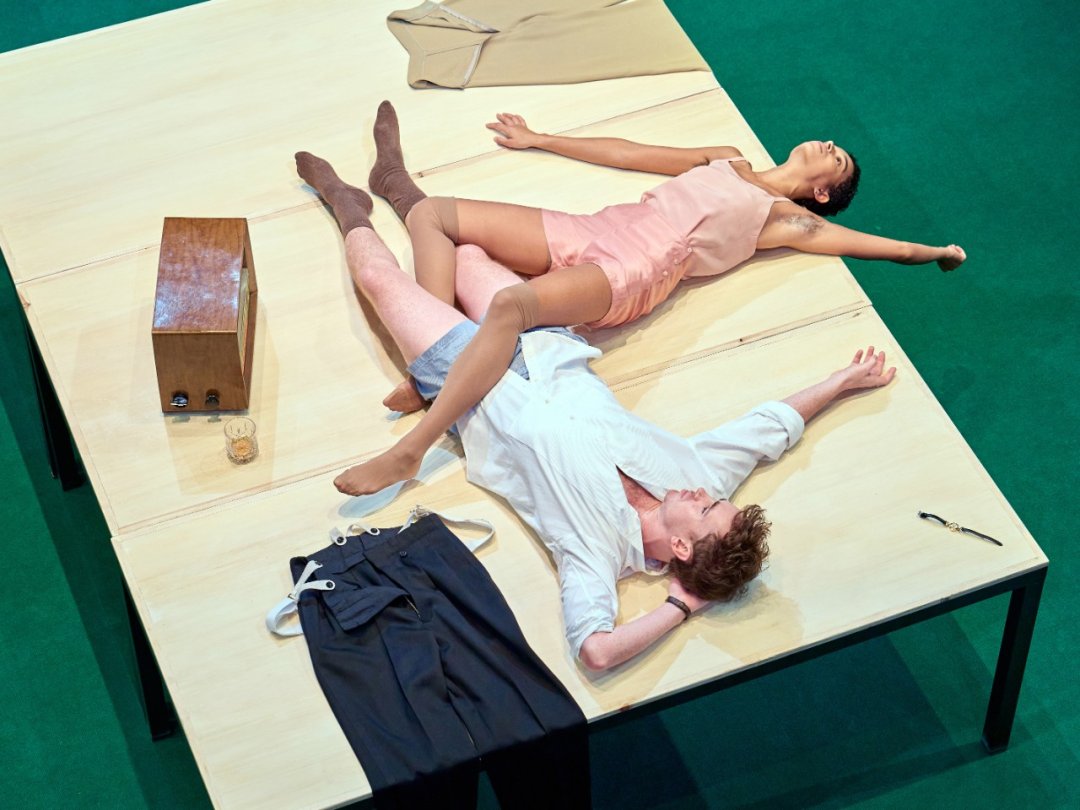 Phoebe-Campbell-Carol-Penn-and-Laurie-Kynaston-Basil-Anthony-in-Man-and-Boy-at-the-National-Theatre-c-Manuel-Harlan-0002 Phoebe-Campbell-Carol-Penn-and-Laurie-Kynaston-Basil-Anthony-in-Man-and-Boy-at-the-National-Theatre-c-Manuel-Harlan-0002