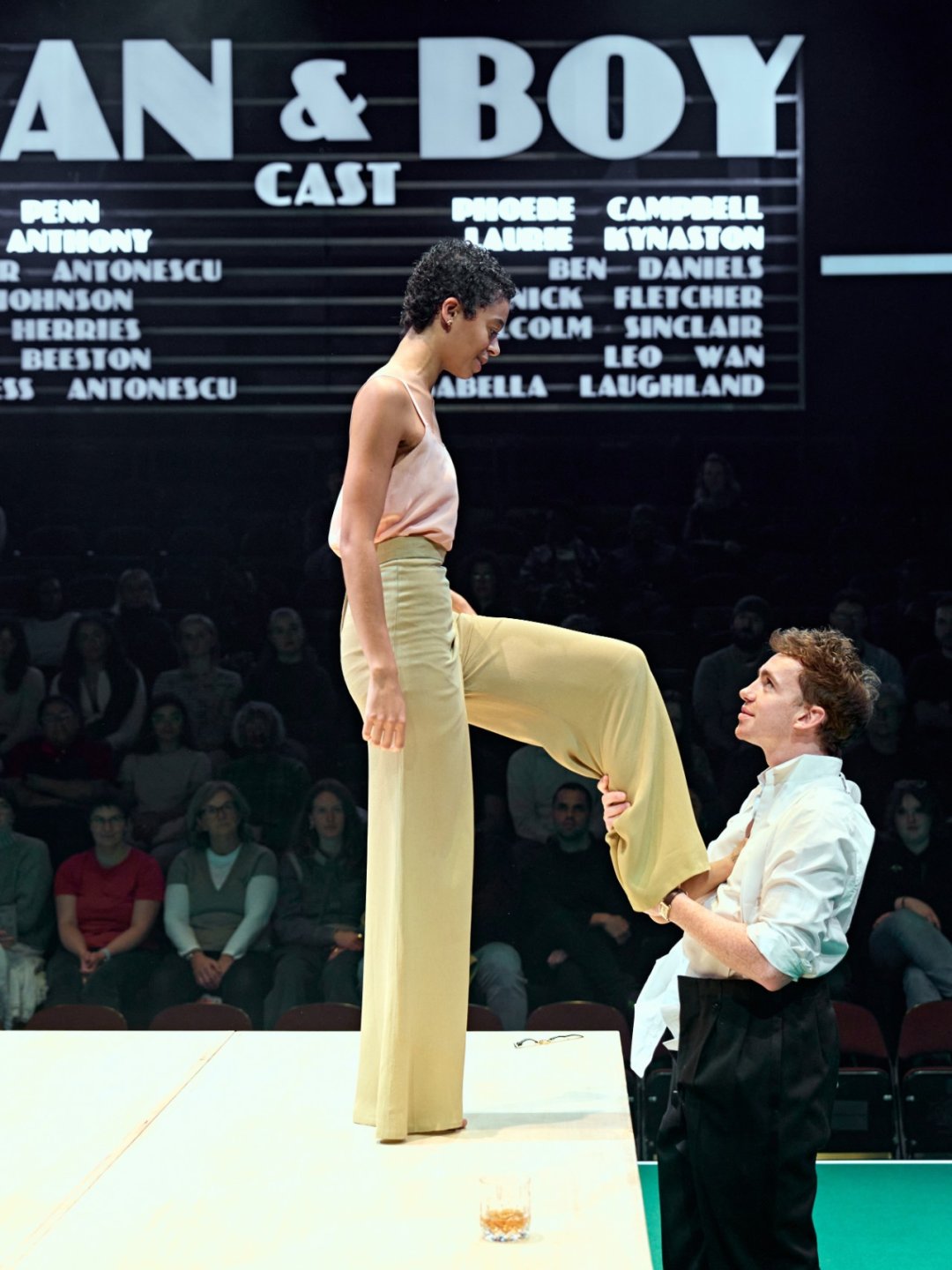 Phoebe-Campbell-Carol-Penn-and-Laurie-Kynaston-Basil-Anthony-in-Man-and-Boy-at-the-National-Theatre-c-Manuel-Harlan-0007-1 Phoebe-Campbell-Carol-Penn-and-Laurie-Kynaston-Basil-Anthony-in-Man-and-Boy-at-the-National-Theatre-c-Manuel-Harlan-0007-1