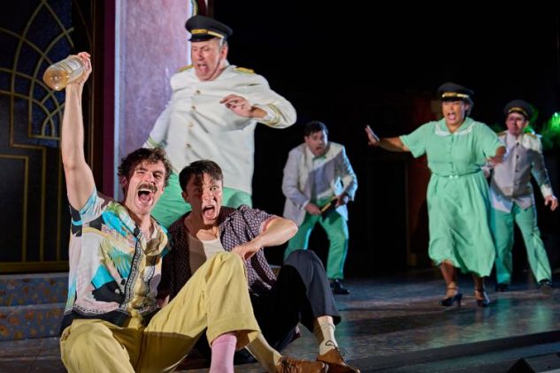 Ewan-Miller-and-Brandon-Grace-with-cast-in-Much-Ado-About-Nothing-at-the-NT-c-Manuel-Harlan Ewan-Miller-and-Brandon-Grace-with-cast-in-Much-Ado-About-Nothing-at-the-NT-c-Manuel-Harlan