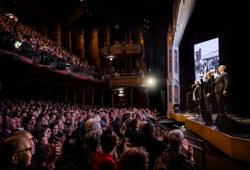 Photos: A Marvellous Party – A celebration of Noel Coward at the Prince