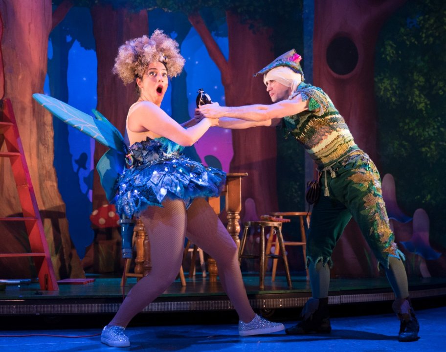 Peter Pan Goes Wrong - Previous-Cast-Phoebe-Ellabani-Annie-Ciaran-Kellgren-Jonathan.-Credit-Alastair-Muir. Peter Pan Goes Wrong - Previous-Cast-Phoebe-Ellabani-Annie-Ciaran-Kellgren-Jonathan.-Credit-Alastair-Muir.