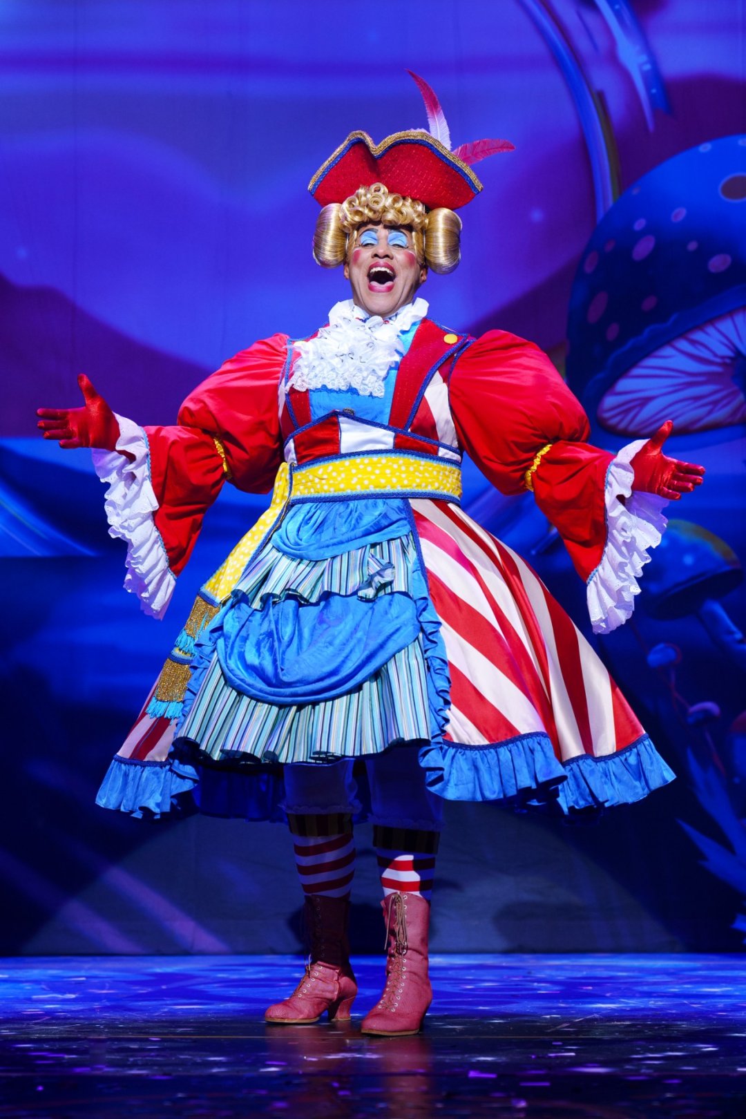 Peter-Pan-The-London-Palladium-GARY-WILMOT-Photo-Credit-Paul-Coltas Peter-Pan-The-London-Palladium-GARY-WILMOT-Photo-Credit-Paul-Coltas