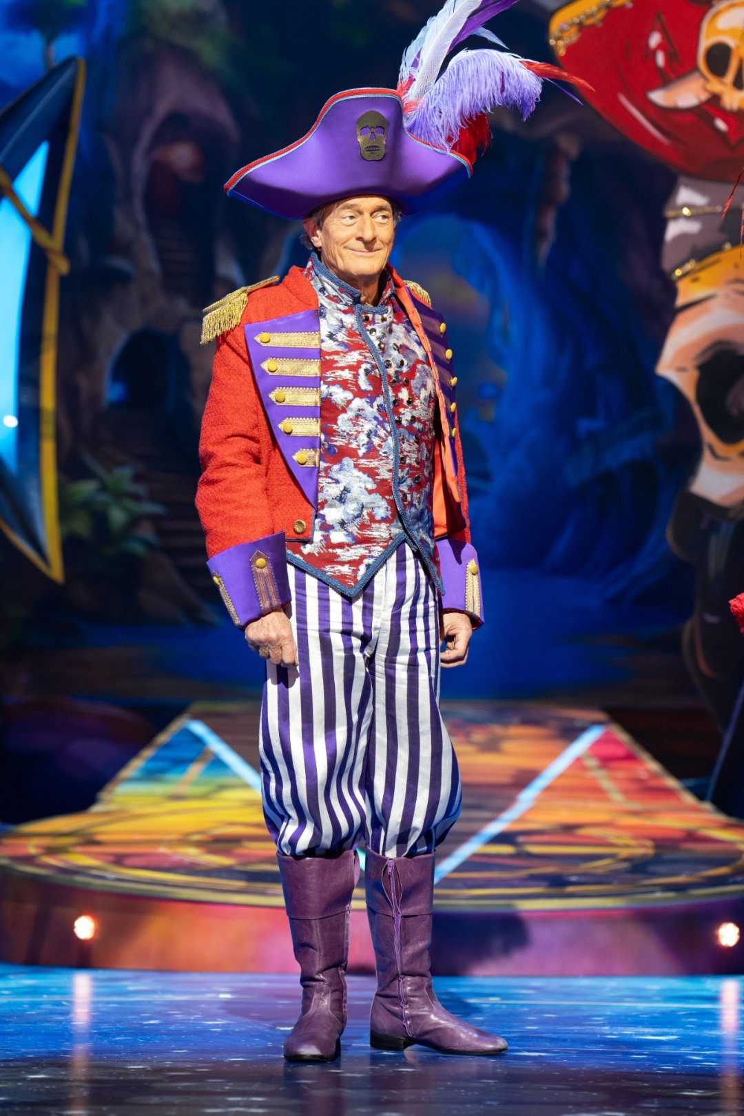 Peter-Pan-The-London-Palladium-NIGEL-HAVERS-Photo-Credit-Paul-Coltas Peter-Pan-The-London-Palladium-NIGEL-HAVERS-Photo-Credit-Paul-Coltas
