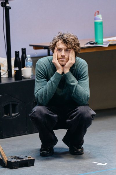 Romeo-Juliet-Rehearsal-Photos-by-Manuel-Harlan-122.-Alex-Felton-Abraham Romeo-Juliet-Rehearsal-Photos-by-Manuel-Harlan-122.-Alex-Felton-Abraham