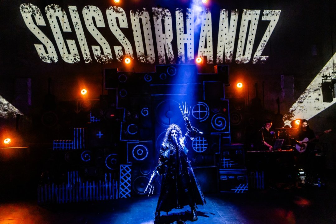 Scissorhandz: A Musical Reinvented Scissorhandz: A Musical Reinvented