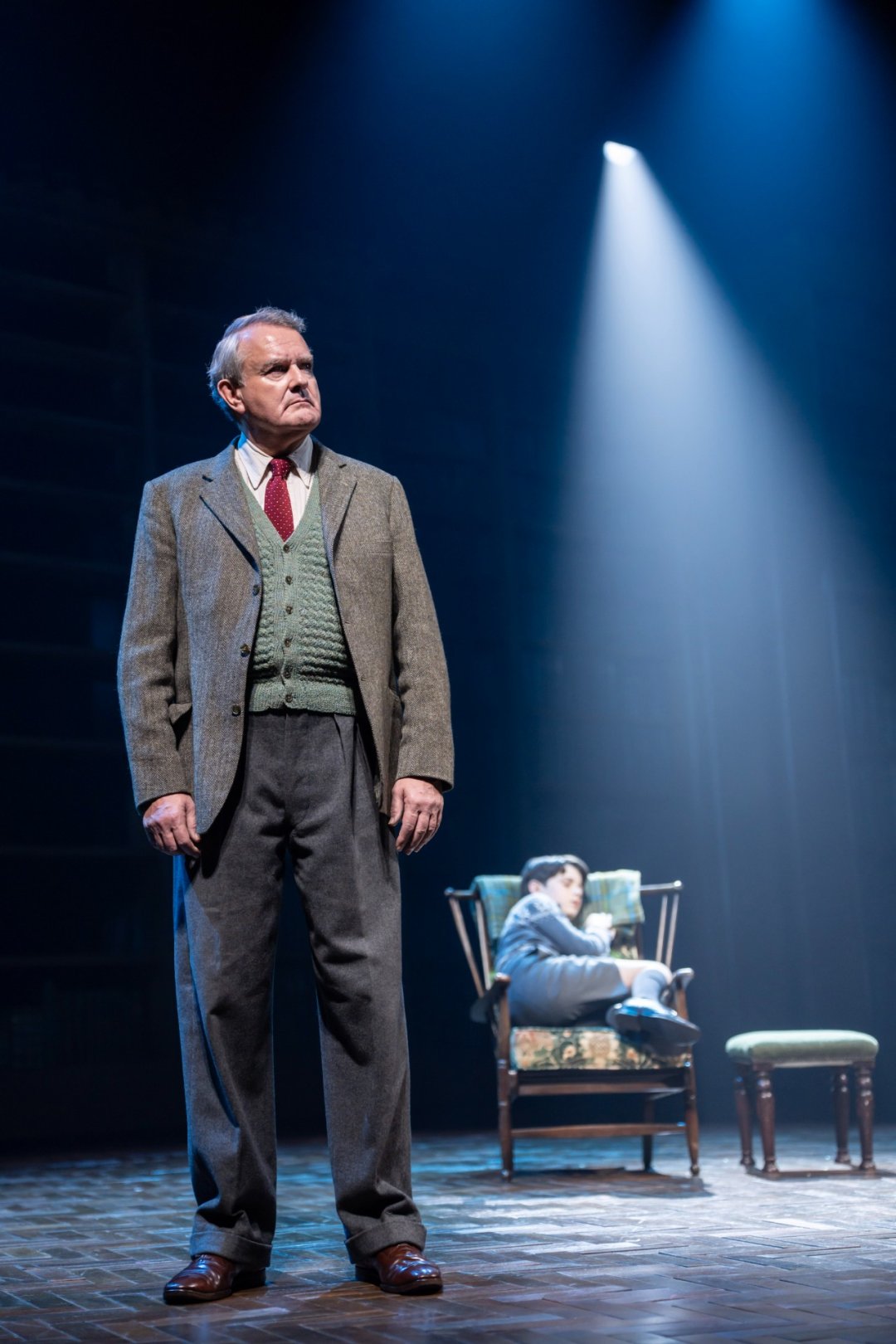 Shadowlands-Aldwych-Theatre-2026.-Photo-by-Johan-Persson-19 Shadowlands-Aldwych-Theatre-2026.-Photo-by-Johan-Persson-19