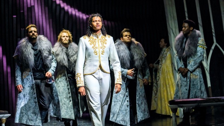 Cinderella - Gillian Lynne Theatre (c)Tristram Kenton Cinderella - Gillian Lynne Theatre (c)Tristram Kenton