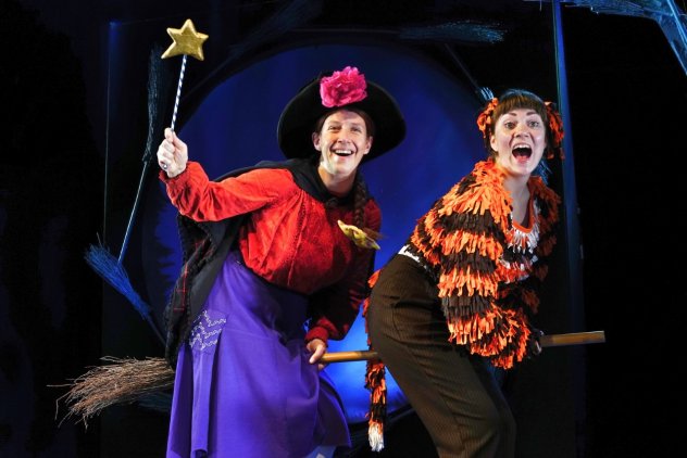 Room-on-the-Broom-Previous-Cast-2 Room-on-the-Broom-Previous-Cast-2