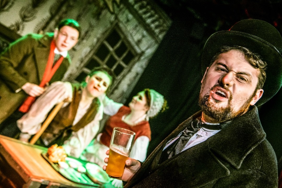 Sh!tfaced Showtime - A Pissedmas-Carol (2019). Rah Petherbridge Photography Sh!tfaced Showtime - A Pissedmas-Carol (2019). Rah Petherbridge Photography