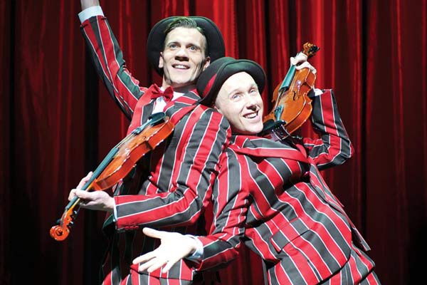 Singin\' In The Rain at the Palace Theatre Singin\' In The Rain at the Palace Theatre
