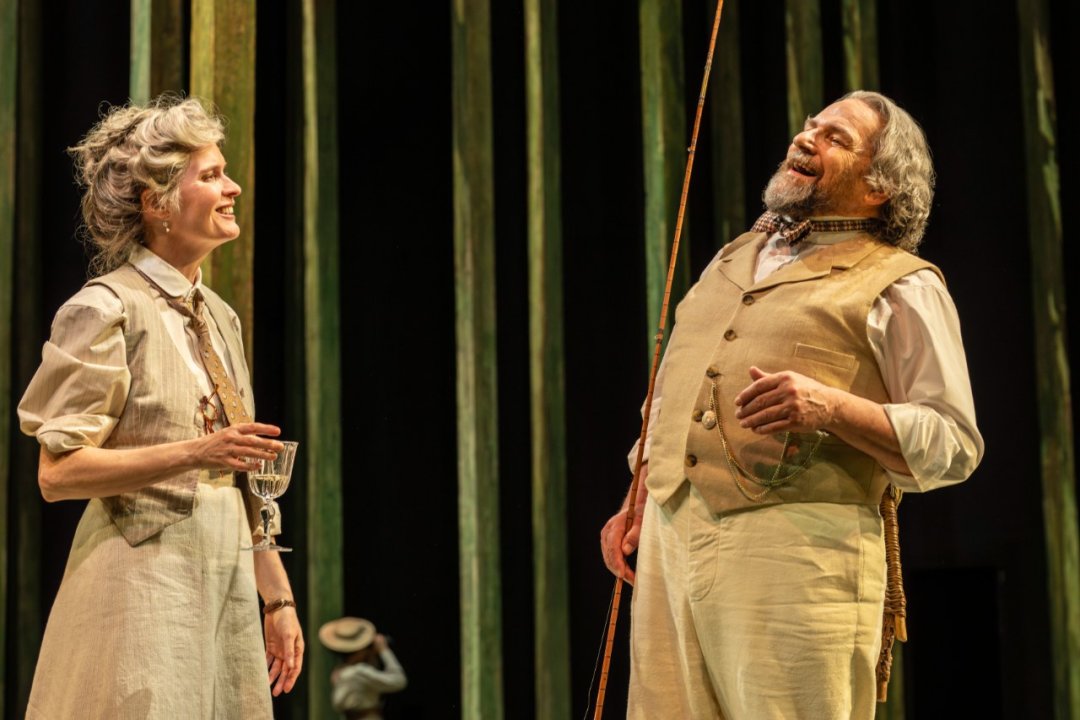 Justine-Mitchell-Maria-Lvovna-and-Peter-Forbes-Semyon-Semyonich-Dvoyetochiye-in-Summerfolk-at-the-National-Theatre.-Photographer-Johan-Persson-01802 Justine-Mitchell-Maria-Lvovna-and-Peter-Forbes-Semyon-Semyonich-Dvoyetochiye-in-Summerfolk-at-the-National-Theatre.-Photographer-Johan-Persson-01802