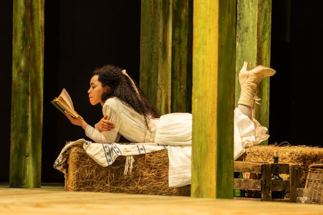 Tamika-Bennett-Sonya-in-Summerfolk-at-the-National-Theatre.-Photographer-Johan-Persson-01876 Tamika-Bennett-Sonya-in-Summerfolk-at-the-National-Theatre.-Photographer-Johan-Persson-01876